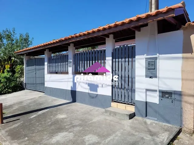 Casa com 250m² 3 quartos e 1 banheiro, à venda, no bairro Praia das Palmeiras em Caraguatatuba