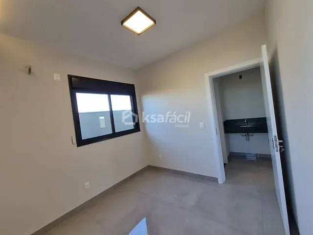 Casa com 250m² 4 quartos e 2 banheiros, à venda, no bairro Nova Lima em Campo Grande