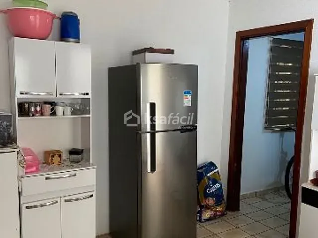 Casa com 250m² 3 quartos e 2 banheiros, à venda, no bairro Parque dos Novos Estados em Campo Grande