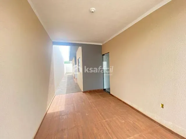 Casa com 180m² 2 quartos e 2 banheiros, à venda, no bairro Jardim Centenário em Campo Grande