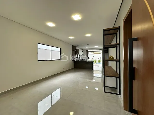 Casa com 250m² 3 quartos e 2 banheiros, à venda, no bairro Nova Lima em Campo Grande