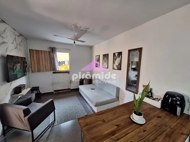 Casa com 45m² 2 quartos e 1 banheiro, à venda, no bairro Martim de Sá em Caraguatatuba