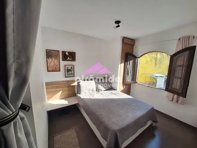 Casa com 45m² 2 quartos e 1 banheiro, à venda, no bairro Martim de Sá em Caraguatatuba