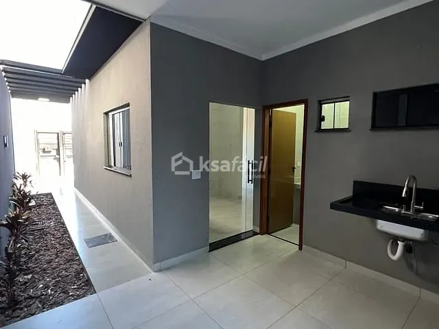 Casa com 180m² 3 quartos e 3 banheiros, à venda, no bairro Parque Residencial Rita Vieira em Campo Grande
