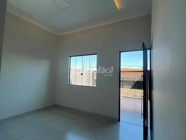 Casa com 180m² 3 quartos e 3 banheiros, à venda, no bairro Parque Residencial Rita Vieira em Campo Grande