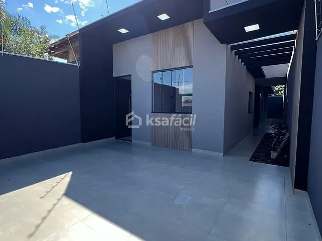 Casa com 180m² 3 quartos e 3 banheiros, à venda, no bairro Parque Residencial Rita Vieira em Campo Grande