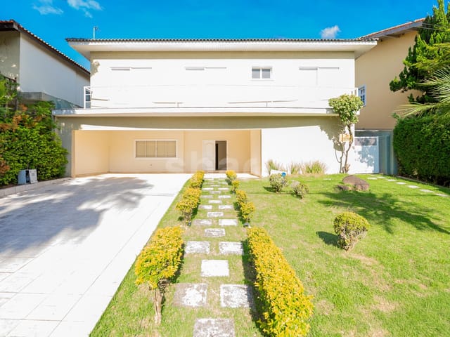 Casa com 521m² 2 quartos e 4 banheiros, à venda ou para alugar, no bairro Alphaville em Santana de Parnaíba