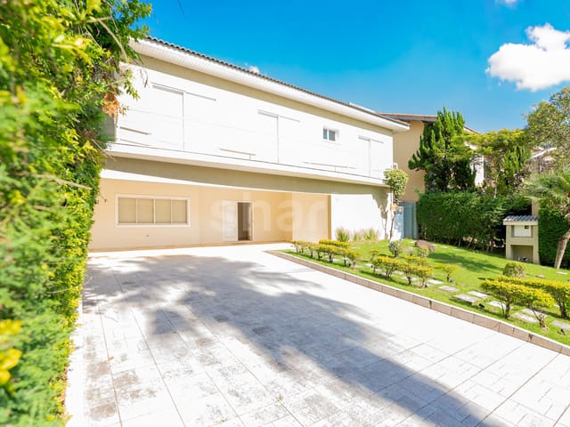 Casa com 521m² 2 quartos e 4 banheiros, à venda ou para alugar, no bairro Alphaville em Santana de Parnaíba