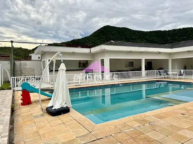 Casa com 2070m² 12 quartos e 15 banheiros, à venda, no bairro Barequeçaba em São Sebastião