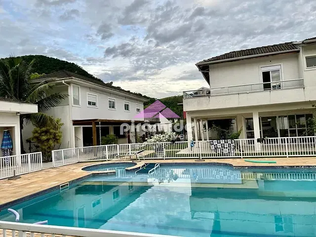 Casa com 2070m² 12 quartos e 15 banheiros, à venda, no bairro Barequeçaba em São Sebastião