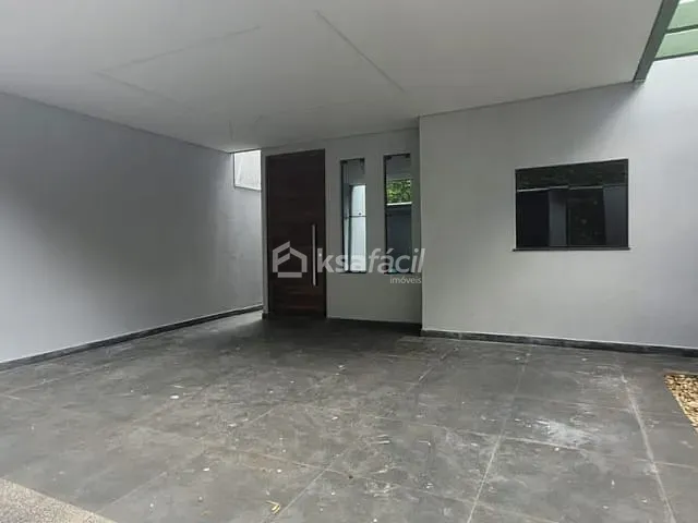 Casa com 180m² 3 quartos e 3 banheiros, à venda, no bairro Seminário em Campo Grande