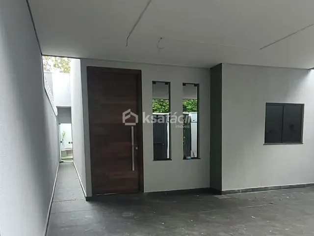 Casa com 180m² 3 quartos e 3 banheiros, à venda, no bairro Seminário em Campo Grande