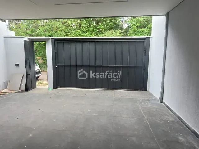 Casa com 180m² 3 quartos e 3 banheiros, à venda, no bairro Seminário em Campo Grande