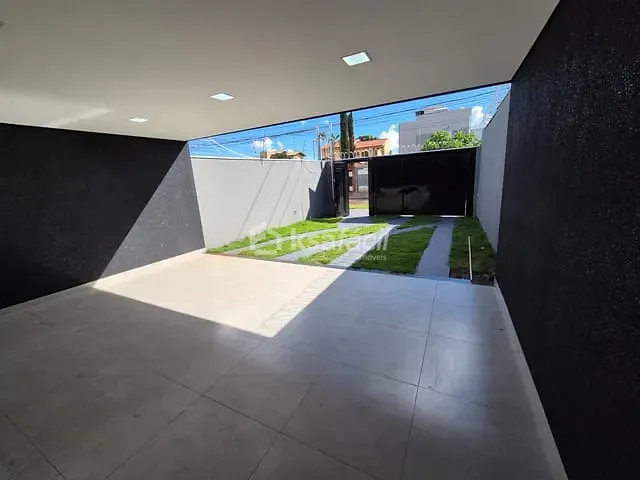Casa com 252m² 3 quartos e 3 banheiros, à venda, no bairro Vila Taquarussu em Campo Grande