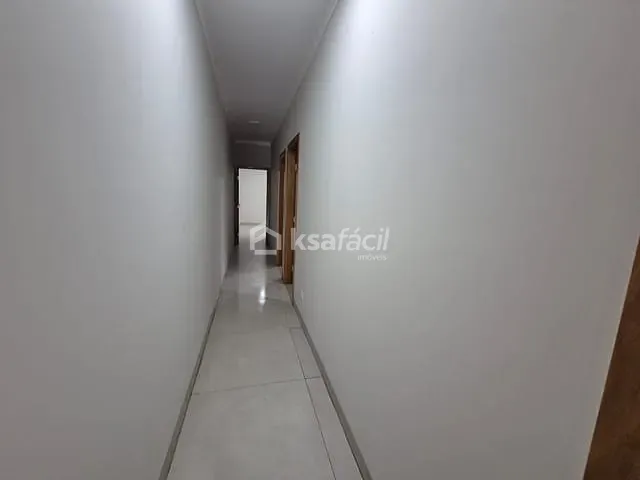 Casa com 252m² 3 quartos e 3 banheiros, à venda, no bairro Vila Taquarussu em Campo Grande