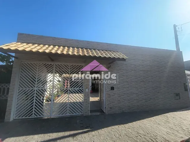 Casa com 250m² 5 quartos e 2 banheiros, à venda, no bairro Martim de Sá em Caraguatatuba