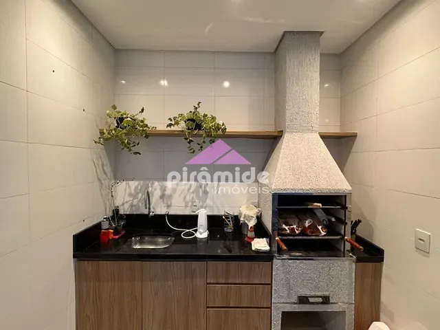 Casa com 300m² 3 quartos e 4 banheiros, à venda, no bairro Bairro do Grama em Caçapava