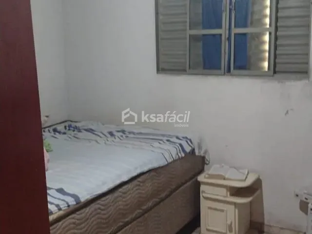 Casa com 200m² 2 quartos e 1 banheiro, à venda, no bairro Jardim Paulo Coelho Machado em Campo Grande