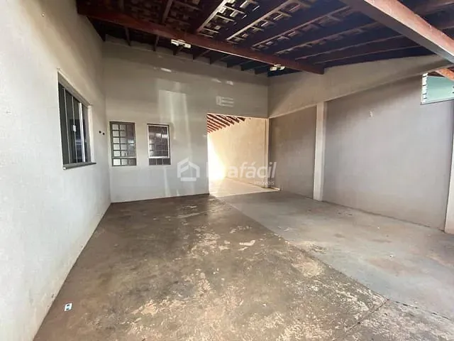 Casa com 200m² 3 quartos e 2 banheiros, à venda, no bairro Conjunto Residencial Recanto dos Rouxinóis em Campo Grande
