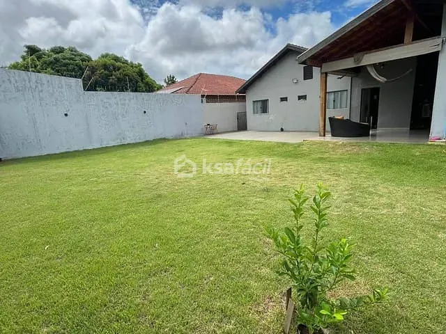 Casa com 450m² 3 quartos e 5 banheiros, à venda, no bairro Parque Residencial Rita Vieira em Campo Grande