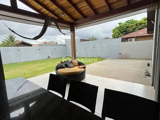 Casa com 450m² 3 quartos e 5 banheiros, à venda, no bairro Parque Residencial Rita Vieira em Campo Grande