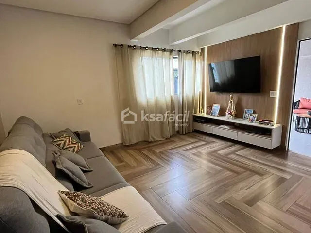 Casa com 450m² 3 quartos e 5 banheiros, à venda, no bairro Parque Residencial Rita Vieira em Campo Grande