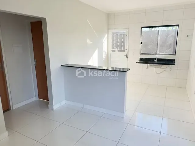 Casa 2 quartos e 1 banheiro, à venda, no bairro Residencial Figueiras do Parque em Campo Grande