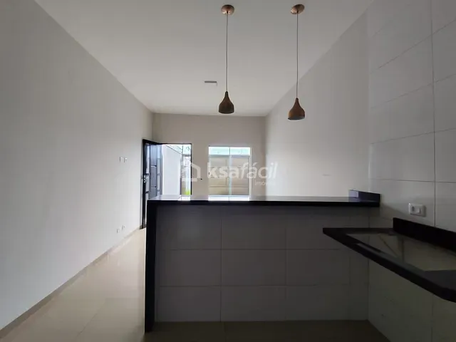 Casa com 160m² 2 quartos e 1 banheiro, à venda, no bairro Jardim Colúmbia em Campo Grande