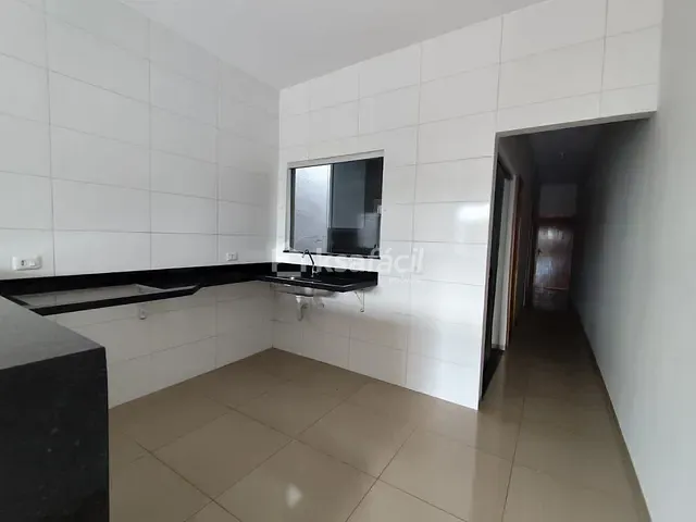 Casa com 160m² 2 quartos e 1 banheiro, à venda, no bairro Jardim Colúmbia em Campo Grande