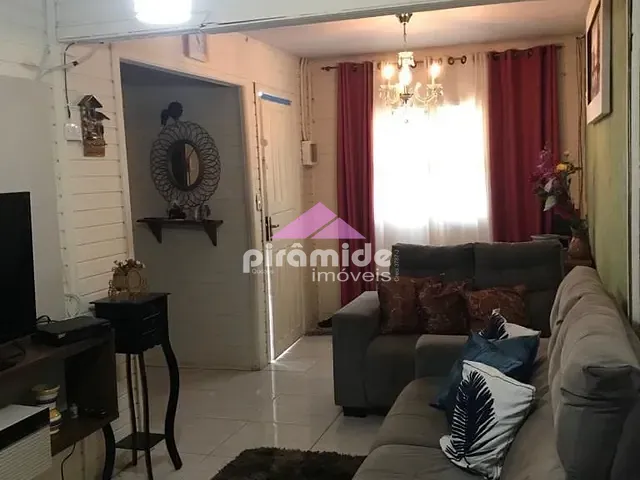 Casa com 372m² 2 quartos e 1 banheiro, à venda, no bairro Morro do Algodão em Caraguatatuba