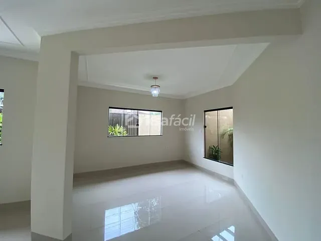 Casa com 378m² 3 quartos e 3 banheiros, à venda, no bairro Santo Antônio em Campo Grande