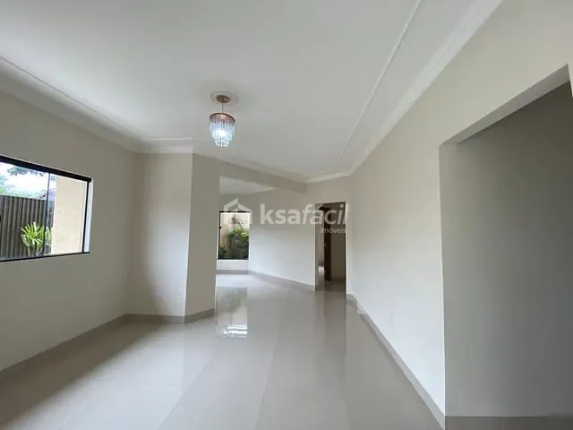 Casa com 378m² 3 quartos e 3 banheiros, à venda, no bairro Santo Antônio em Campo Grande