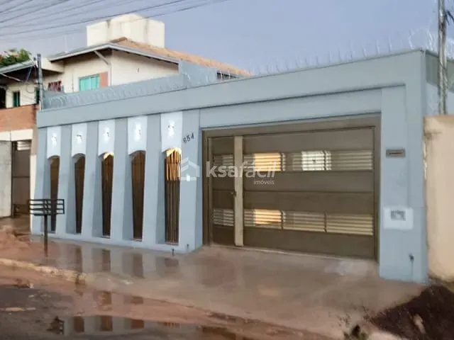 Casa com 210m² 3 quartos e 3 banheiros, à venda, no bairro Vila Alba em Campo Grande
