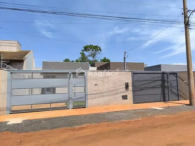 Casa com 182m² 2 quartos e 2 banheiros, à venda, no bairro Vila Nasser em Campo Grande
