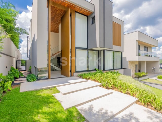 Casa com 490m² 4 quartos e 6 banheiros, à venda, no bairro Alphaville em Santana de Parnaíba