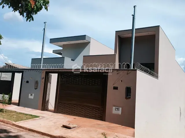 Casa com 180m² 3 quartos e 2 banheiros, à venda, no bairro Vila Santo Eugênio em Campo Grande