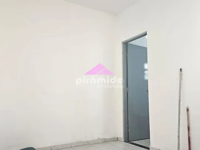 Casa com 130m² 2 quartos e 1 banheiro, para alugar, no bairro Jardim Vale do Sol em São José dos Campos