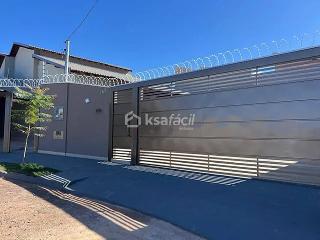 Casa com 368m² 4 quartos e 5 banheiros, à venda, no bairro Água Limpa Park em Campo Grande