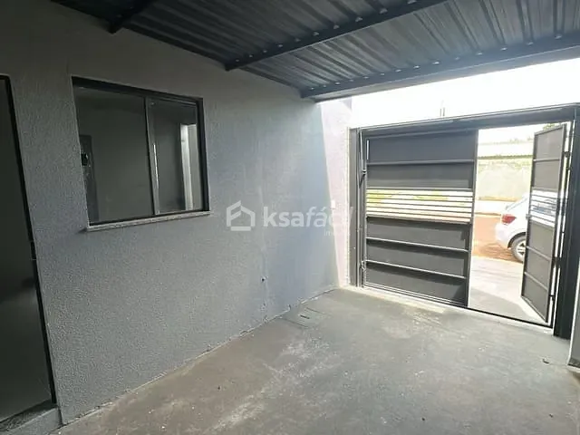 Casa 2 quartos e 1 banheiro, à venda, no bairro Vila Nasser em Campo Grande