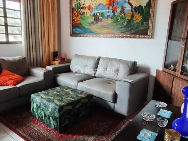 Casa 3 quartos e 1 banheiro, à venda, no bairro Recanto das Palmeiras em Campo Grande