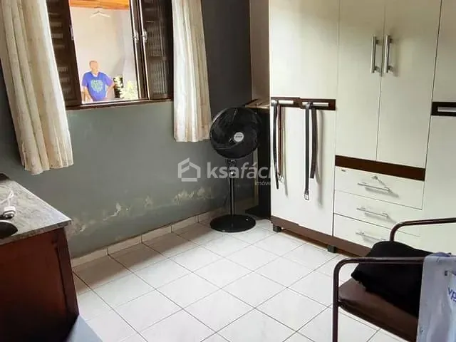 Casa 3 quartos e 1 banheiro, à venda, no bairro Recanto das Palmeiras em Campo Grande