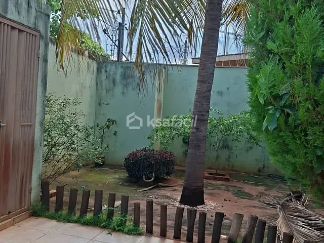 Casa com 270m² 3 quartos e 1 banheiro, à venda, no bairro Jardim das Nações em Campo Grande