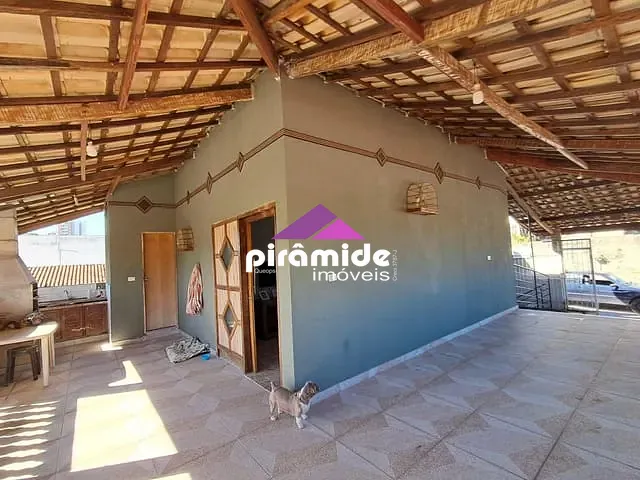 Casa com 275m² 3 quartos e 2 banheiros, à venda, no bairro Jardim Satélite em São José dos Campos