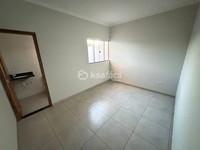 Casa 3 quartos e 2 banheiros, à venda, no bairro Vila Nova Campo Grande em Campo Grande