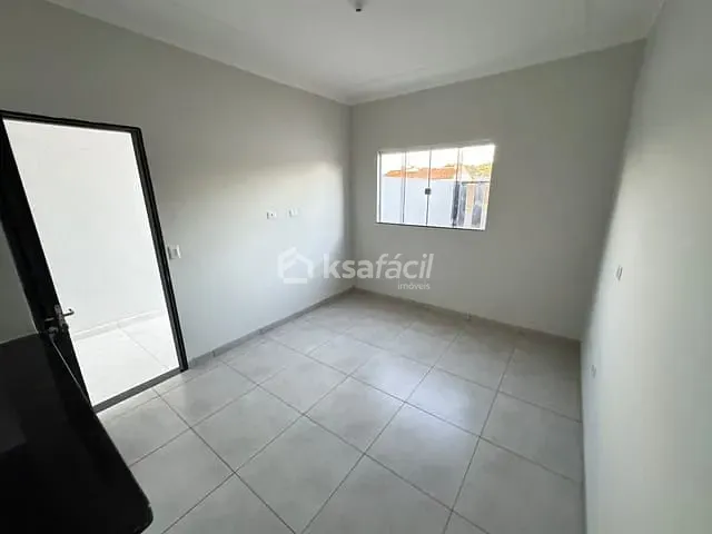 Casa 3 quartos e 2 banheiros, à venda, no bairro Vila Nova Campo Grande em Campo Grande