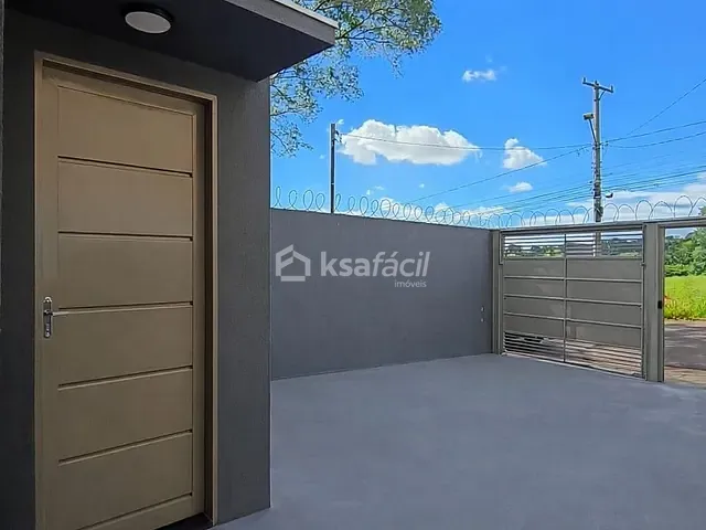 Casa com 216m² 3 quartos e 2 banheiros, à venda, no bairro Jardim das Cerejeiras em Campo Grande