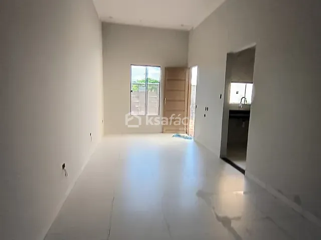 Casa com 216m² 3 quartos e 2 banheiros, à venda, no bairro Jardim das Cerejeiras em Campo Grande