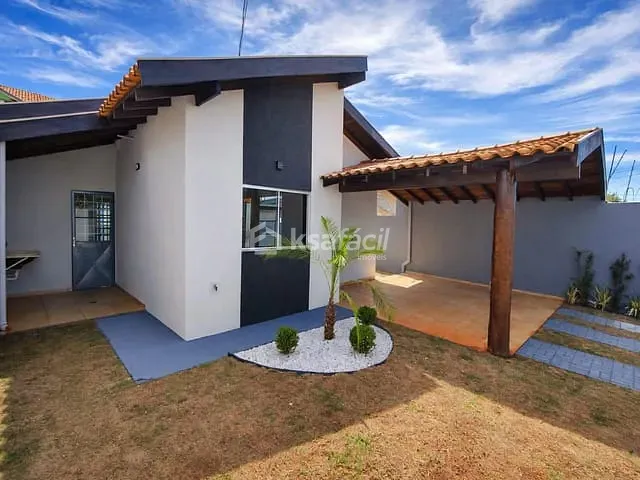 Casa com 230m² 3 quartos e 2 banheiros, à venda, no bairro Vila Planalto em Campo Grande