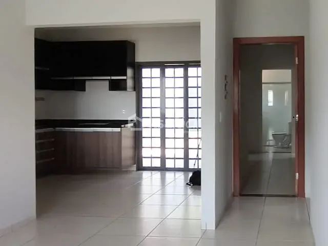 Casa com 230m² 3 quartos e 2 banheiros, à venda, no bairro Vila Planalto em Campo Grande