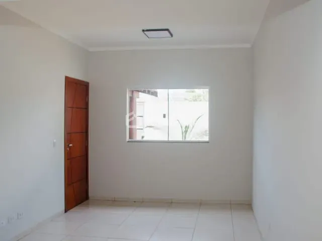 Casa com 230m² 3 quartos e 2 banheiros, à venda, no bairro Vila Planalto em Campo Grande